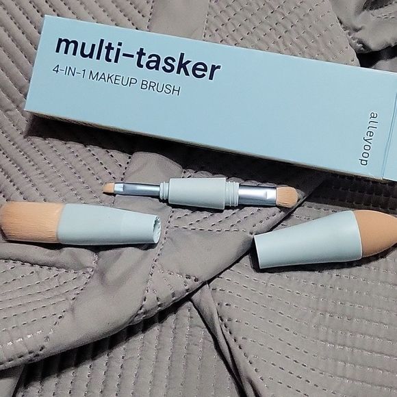 ALLEYOOP Beauty MVP Set with Tote (Swatched) - Picture 4 of 16